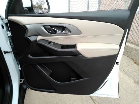 Used 2023 Chevrolet Traverse LT w/ LPO, Cargo Package image 20