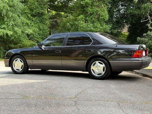Used 1995 Lexus LS 400 RWD image 40
