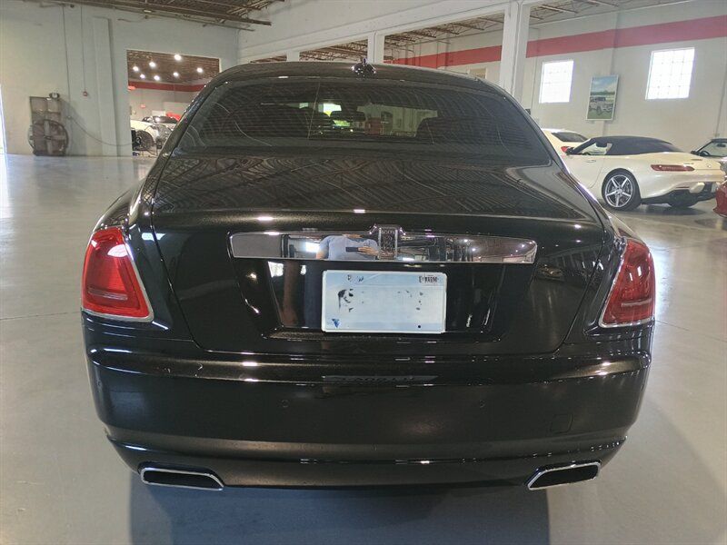 Used 2014 Rolls-Royce Ghost RWD image 5