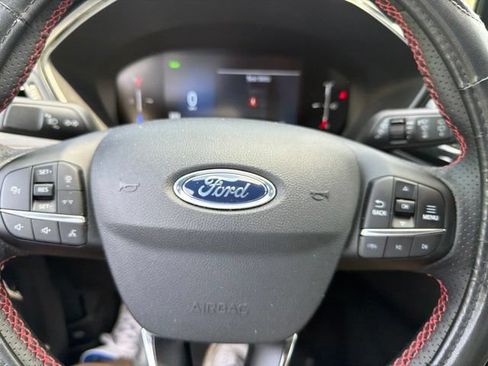 Used 2025 Ford Escape ST-Line w/ Equipment Group 301A FWD image 12