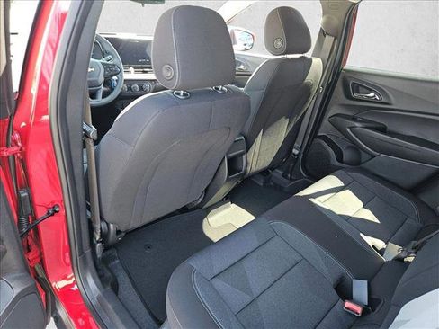 New 2026 Chevrolet Trax LS image 10