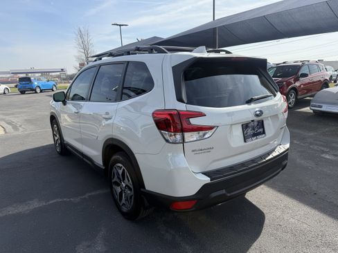 Used 2022 Subaru Forester Premium w/ Popular Package #1 image 5