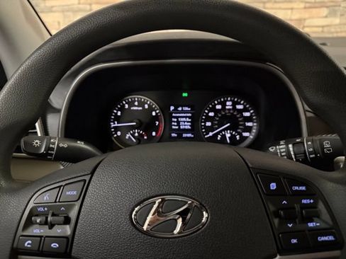 Used 2020 Hyundai Tucson Value AWD/4WD image 17
