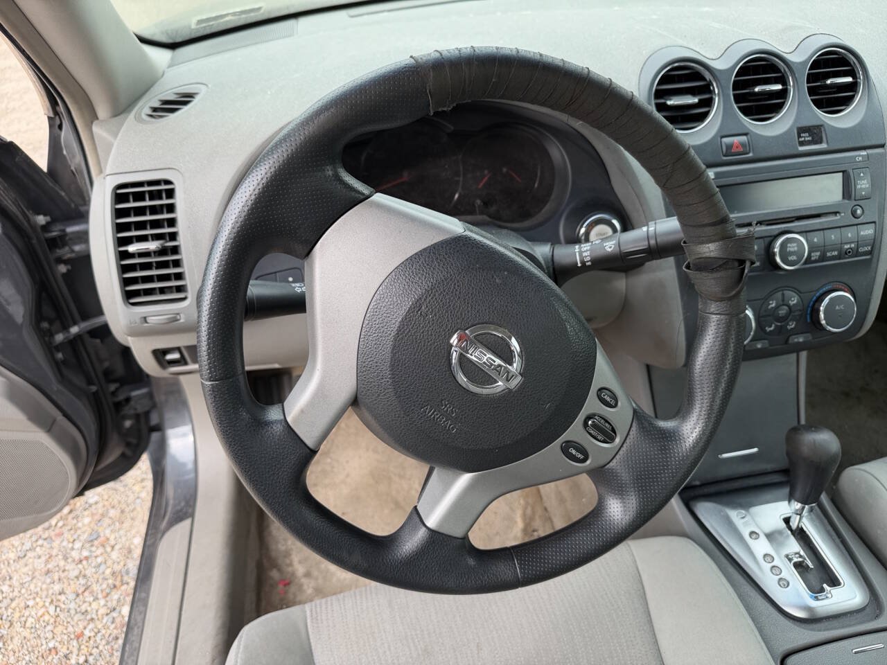 Used 2010 Nissan Altima 2.5 S FWD image 32