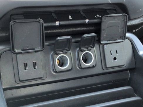 Used 2018 GMC Sierra 1500 SLT w/ SLT Premium Package image 29