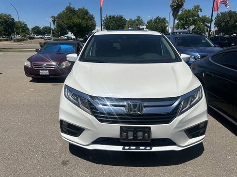 Used 2018 Honda Odyssey EX-L image 2