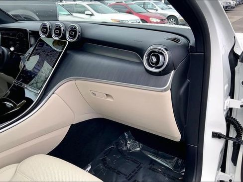 Used 2026 Mercedes-Benz GLC 300 4MATIC image 15