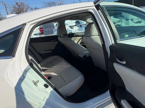 Used 2019 Honda Insight EX image 27