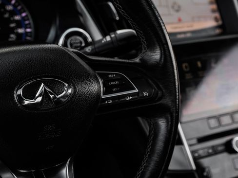 Used 2017 INFINITI Q60 3.0t w/ Premium Plus Package 3.0T image 24