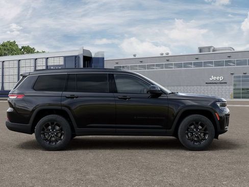 New 2026 Jeep Grand Cherokee L 4WD image 21