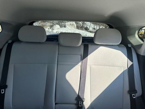 Used 2025 Hyundai Kona SEL AWD/4WD image 35