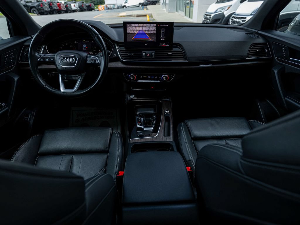 Used 2024 Audi Q5 2.0T Premium w/ Convenience Package AWD/4WD image 33