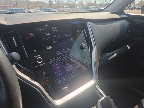 Used 2022 Subaru Outback Premium image 27