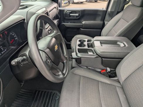 Used 2025 Chevrolet Silverado 2500 Custom w/ Custom Convenience Package image 23