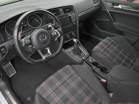 Used 2015 Volkswagen GTI S image 7