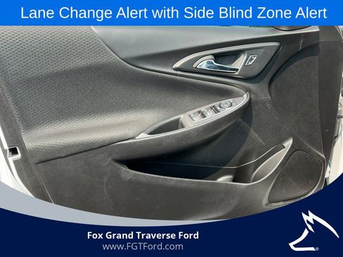 Used 2024 Chevrolet Malibu RS FWD image 13