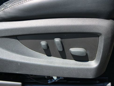 Used 2016 Chevrolet Tahoe LT RWD image 30