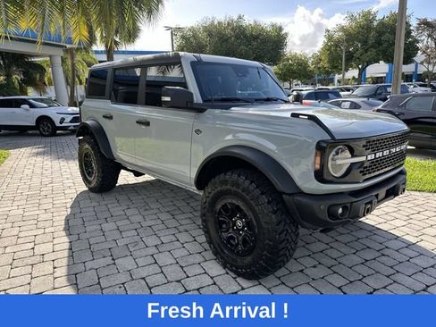 Used 2023 Ford Bronco Wildtrak AWD/4WD image 16