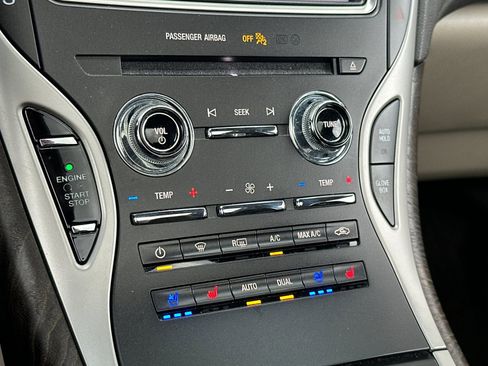 Used 2020 Lincoln Nautilus Reserve w/ Equipment Group 201A image 23