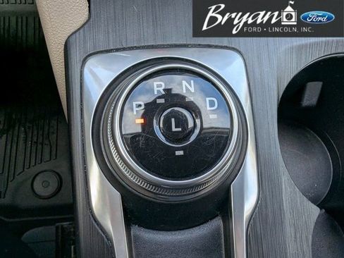 Used 2022 Ford Escape SE w/ Convenience Package image 35