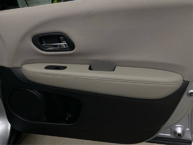 Used 2018 Honda HR-V LX image 25