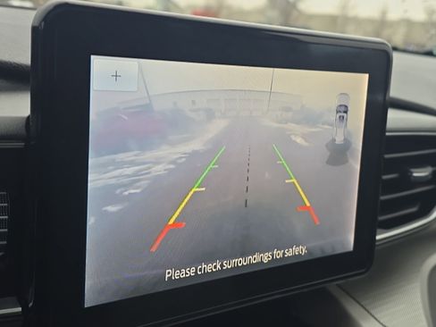 Used 2023 Ford Explorer XLT w/ Equipment Group 202A image 32