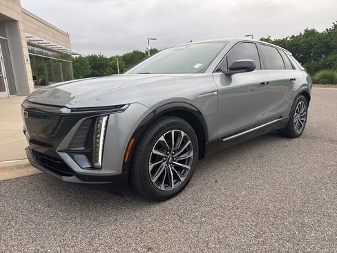 Used 2024 Cadillac Lyriq Sport w/ LPO, Floor Liner Package AWD/4WD image 1