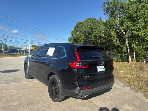 Used 2025 Honda CR-V Sport Touring image 14