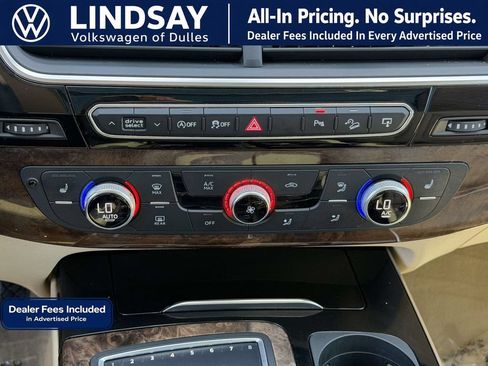 Used 2017 Audi Q7 3.0T Premium Plus w/ Premium Plus Package AWD/4WD image 18