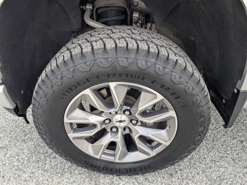 Used 2019 Chevrolet Silverado 1500 RST image 12