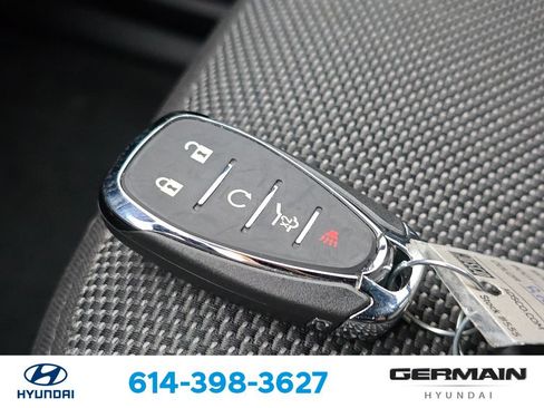 Used 2023 Chevrolet Traverse LT FWD image 34