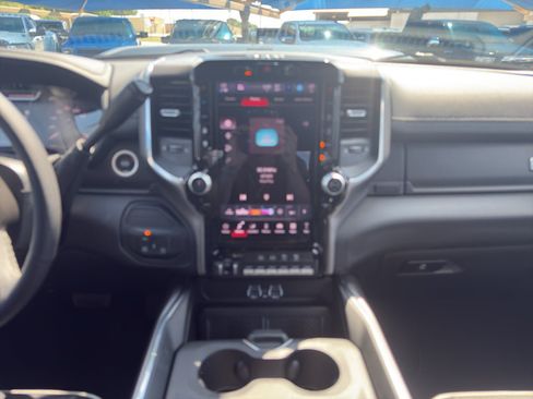 New 2026 RAM 2500 Laramie w/ Night Edition AWD/4WD image 20