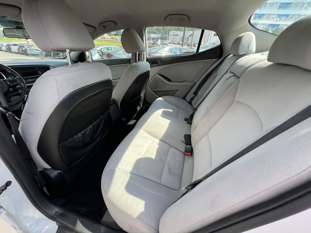 Used 2015 Kia Optima LX FWD image 12