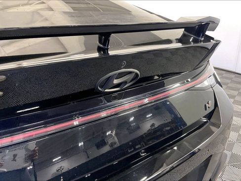 Used 2022 Hyundai Elantra N FWD image 40