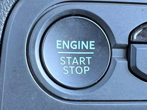 Certified 2025 Ford Bronco Sport Outer Banks w/ Outer Banks Tech Package+ AWD/4WD image 28