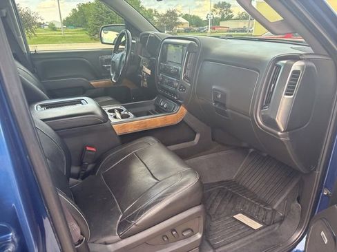 Used 2016 Chevrolet Silverado 1500 LTZ w/ Sport Package AWD/4WD image 27