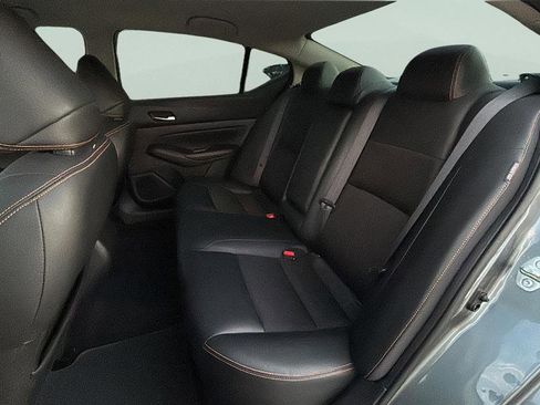 Used 2019 Nissan Altima 2.5 SR image 14