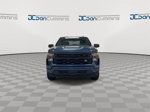 Used 2024 Chevrolet Silverado 1500 Custom image 3