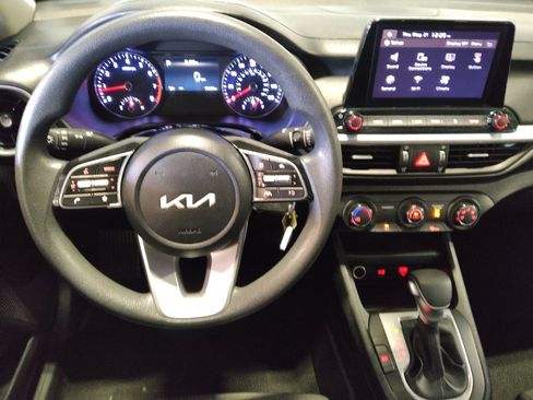 Used 2024 Kia Forte LXS FWD image 22