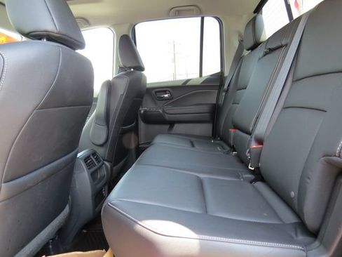 Used 2023 Honda Ridgeline RTL-E image 13