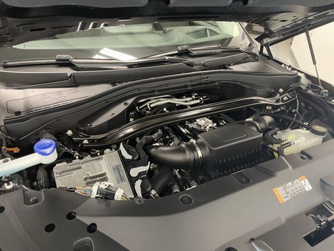 Used 2025 Lincoln Aviator AWD w/ Jet Appearance Package image 33