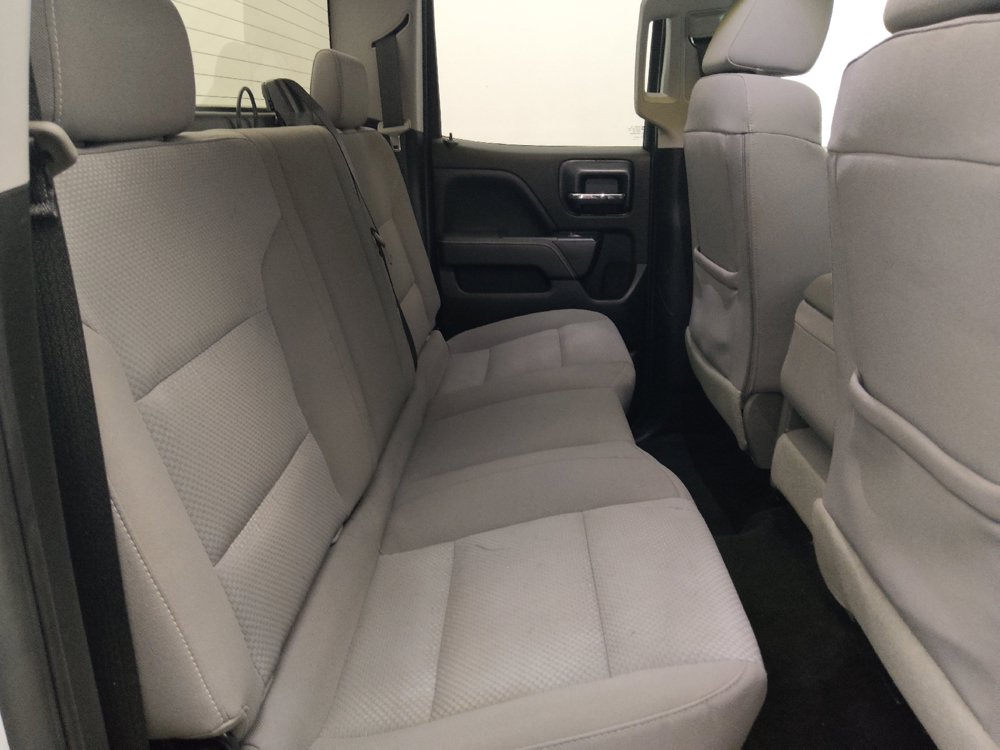 Used 2018 Chevrolet Silverado 1500 Custom w/ Custom Value Package RWD image 19