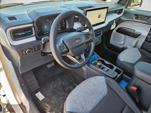 New 2026 Ford Maverick XLT image 3