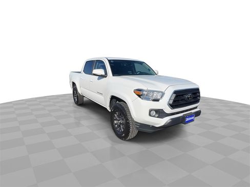 Used 2022 Toyota Tacoma 2WD Double Cab image 2