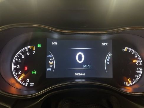 Used 2022 Jeep Grand Cherokee Limited image 18