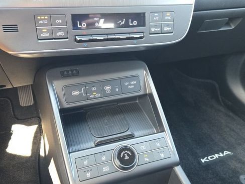 Used 2026 Hyundai Kona Limited AWD/4WD image 16