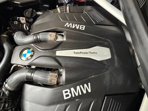 Used 2019 BMW X5 xDrive50i AWD/4WD image 19