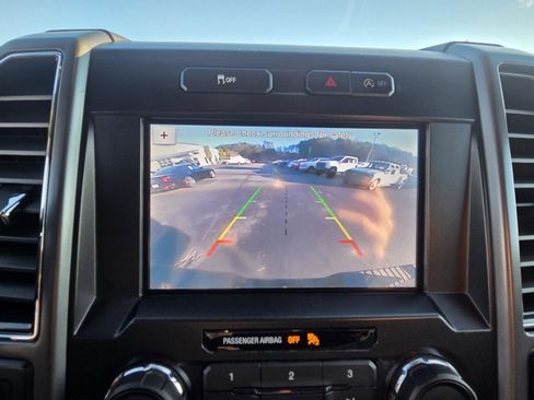 Used 2019 Ford F150 XLT image 11