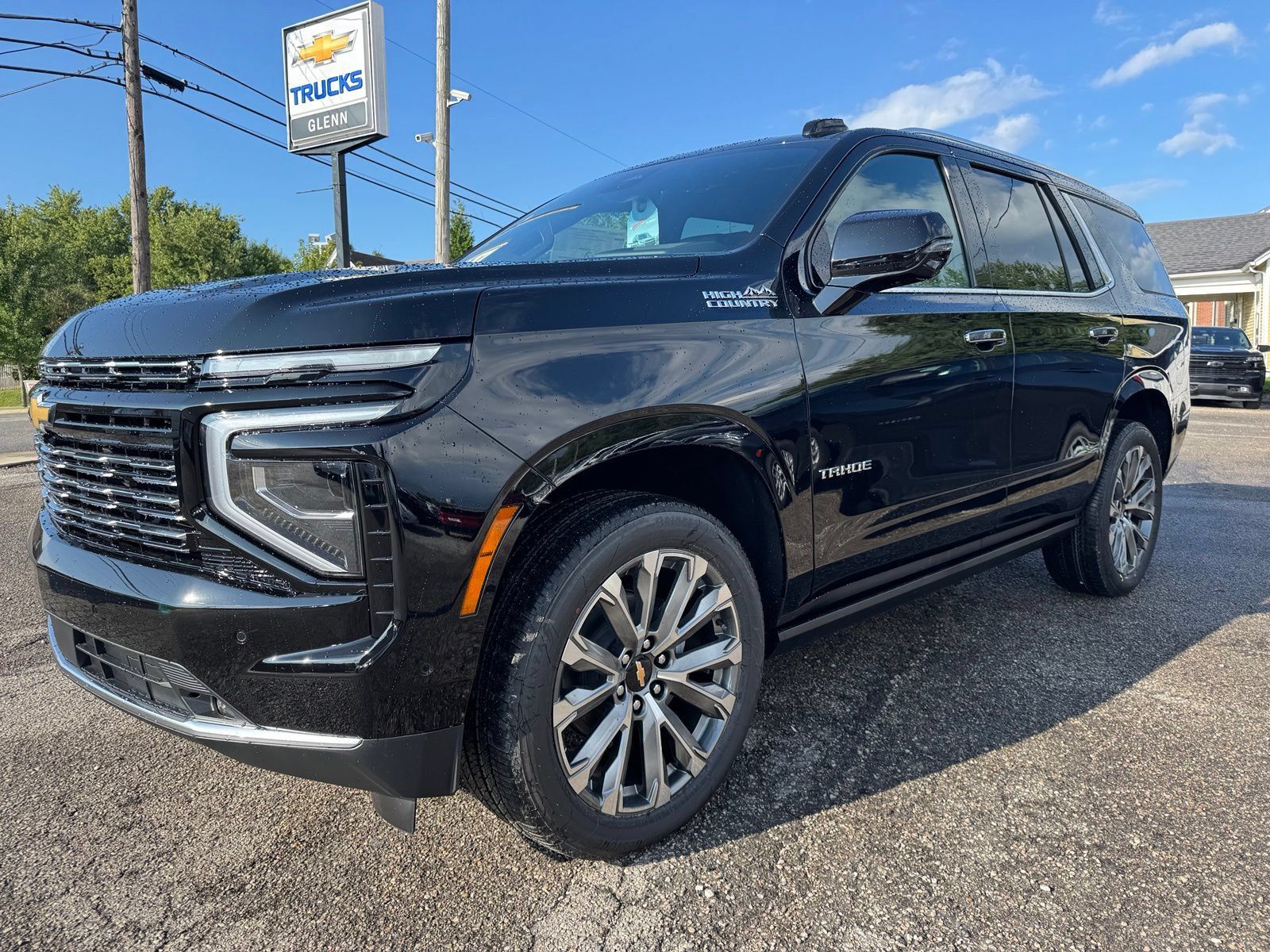 New 2026 Chevrolet Tahoe High Country AWD/4WD image 2