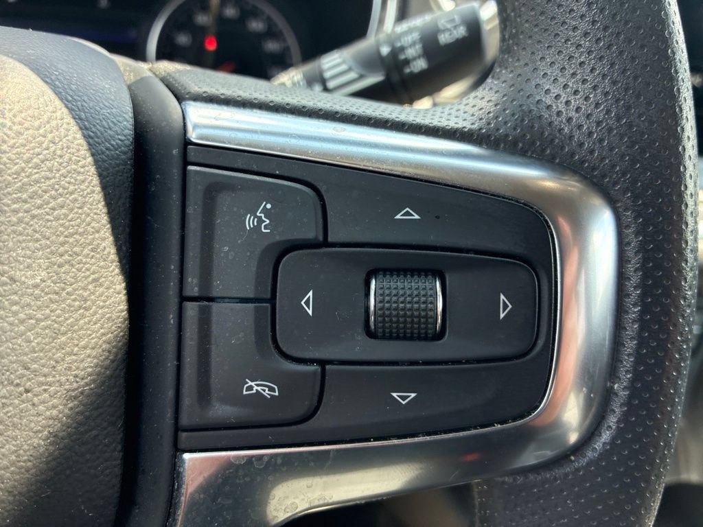 Used 2024 Chevrolet Blazer LT w/ Convenience Package FWD image 9